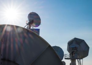 Connectivité en vol : l’opérateur de satellites SES s’allie à Thales