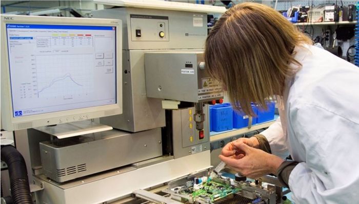 Réparations électroniques : PSA élargit son partenariat avec Faurecia Clarion Electronics