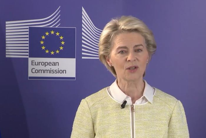 Ursula von der Leyen décline les 3 volets de l’European Chips Act