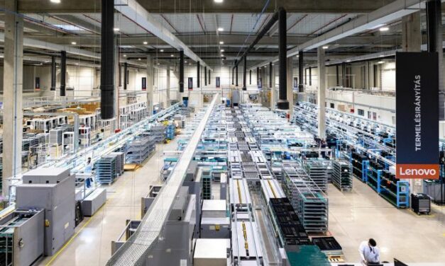 Lenovo ouvre sa première usine européenne en Hongrie