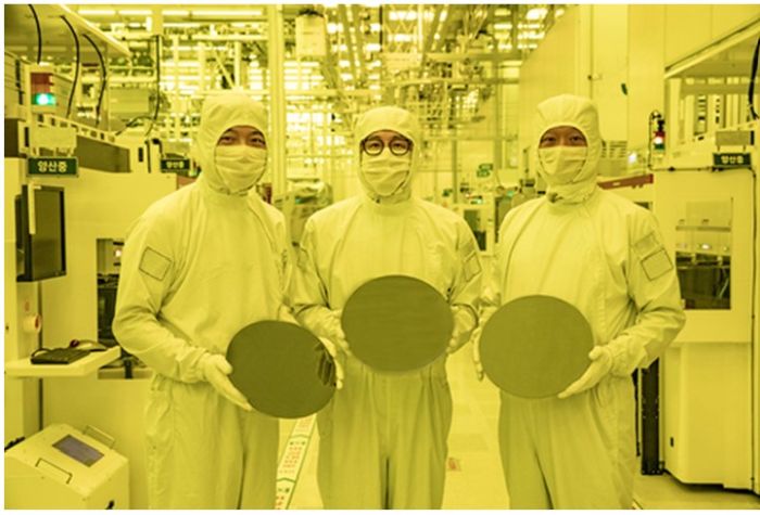 Samsung démarre une production en technologie 3 nm