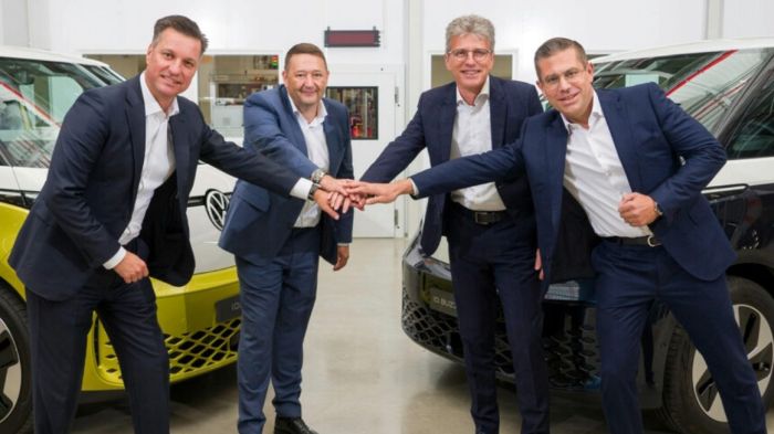 Umicore et Volkswagen investissent 3 milliards pour produire des matériaux de batteries pour véhicules électriques