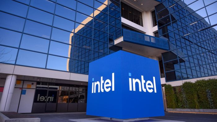 Intel suspend son projet de centre de R&D européen en France