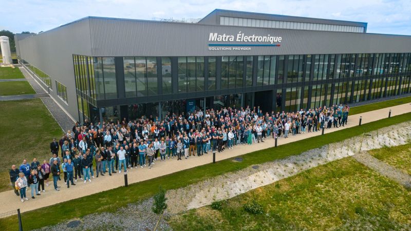 La nouvelle usine de Matra Électronique est opérationnelle