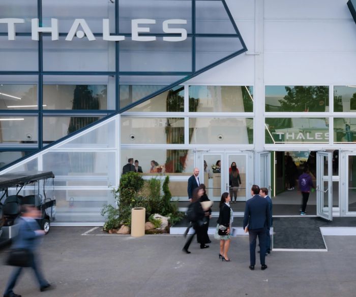 Thales gèle ses recrutements en France et au Royaume-Uni