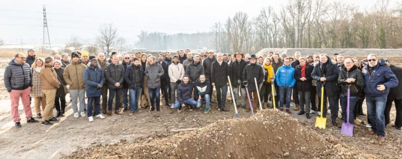 Merck pose la première pierre de la future usine d’Unity-SC à Saint-Ismier