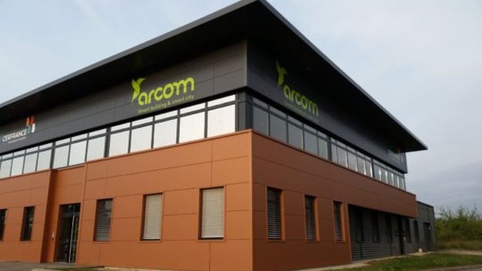 Synov acquiert le groupe Arcom, fournisseur de solutions pour le bâtiment et la ville inteliigente