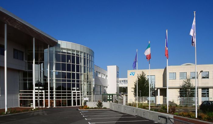 Encapsulation de puces : ST lance une ligne pilote PLP (Panel-Level-Packaging) à Tours