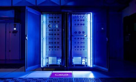 Quandela installe un ordinateur quantique photonique de 12 qubits au CEA