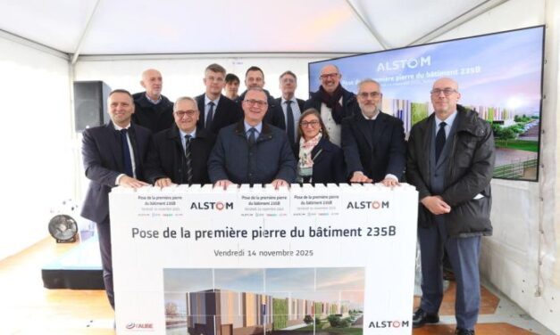 Alstom pose la première pierre d’un bâtiment de 4000 m2 à Belfort