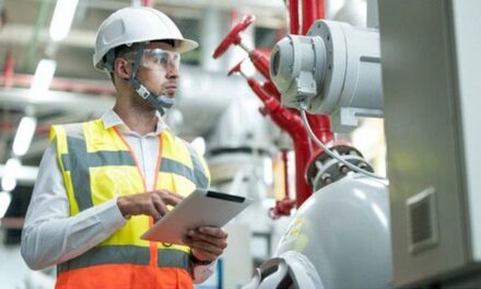 Un capteur de mouvement combine la détection simultanée d’accélérations de faible et forte intensités