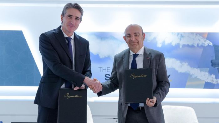 Partenariat entre Dassault Aviation et Thales pour une IA de défense souveraine