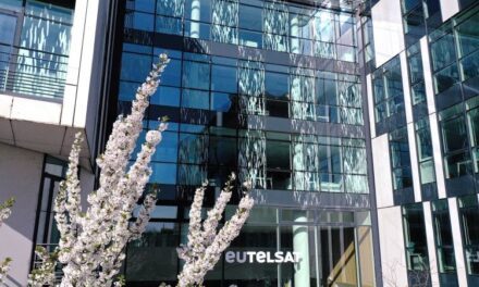 Eutelsat obtient un financement de 975 M€