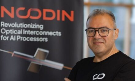 Interconnexions pour l&rsquo;IA : NcodiN nomme un pionnier des nanolasers sur silicium