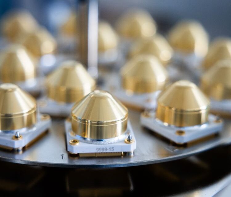 Safran triple sa production de gyroscopes HRG à Montluçon