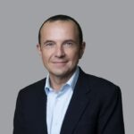 SoftBank mise 75 Md€ sur l’IA en France