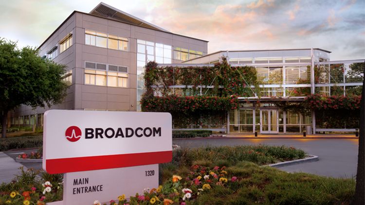 Apple commande pour 30 Md$ de puces Broadcom