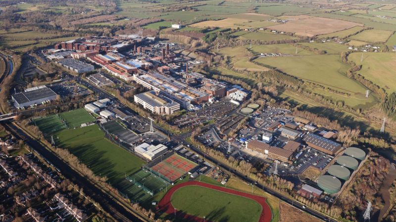 Intel injecte 5 milliards d&rsquo;euros de plus dans son usine irlandaise