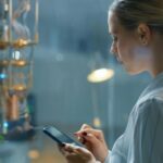 ST dévoile le ST54M, premier circuit mobile à cryptographie post-quantique