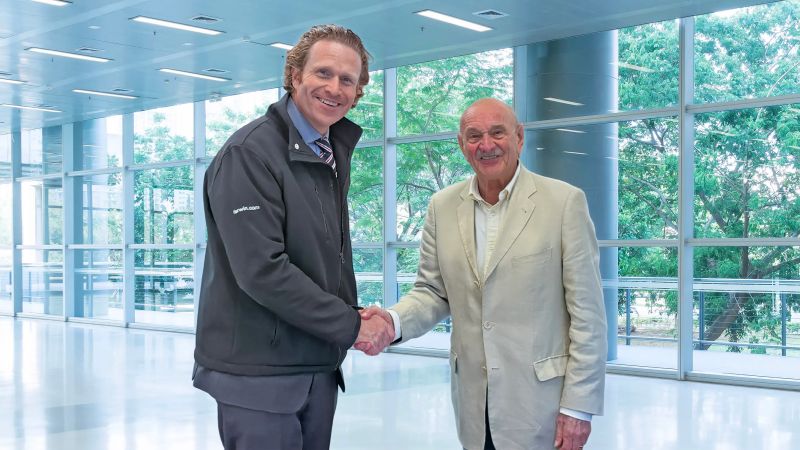 Consolidation dans la connectique britannique